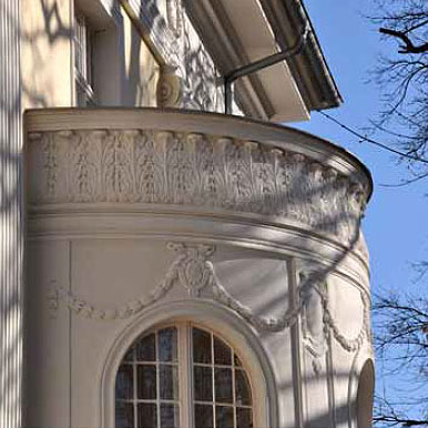 Villa Herzfeld Auslucht mit Balkon